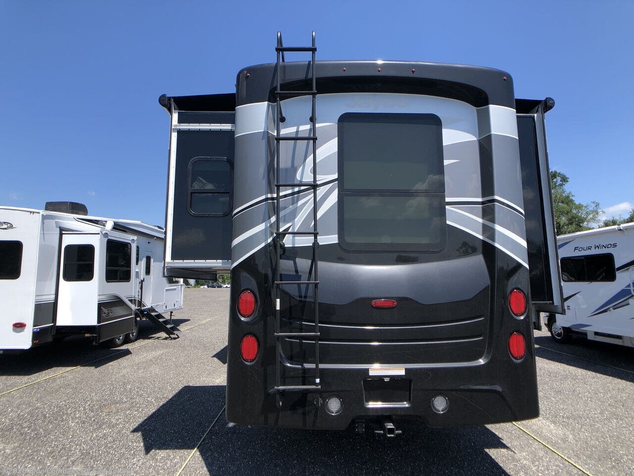 New 2026 Jayco Seneca Prestige 37M available in San Antonio, Texas