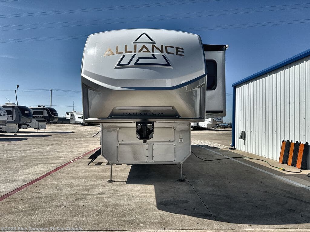 New 2026 Alliance RV Paradigm 395DS available in San Antonio, Texas