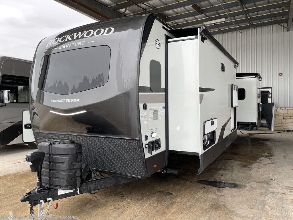 2026 Forest River Rockwood Signature 8339FK - New Travel Trailer For Sale by Blue Compass RV San Antonio in San Antonio, Texas