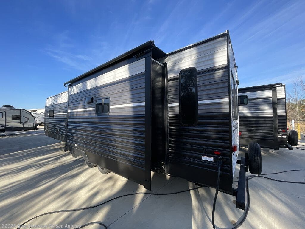 New 2026 CrossRoads Zinger 340LR available in San Antonio, Texas