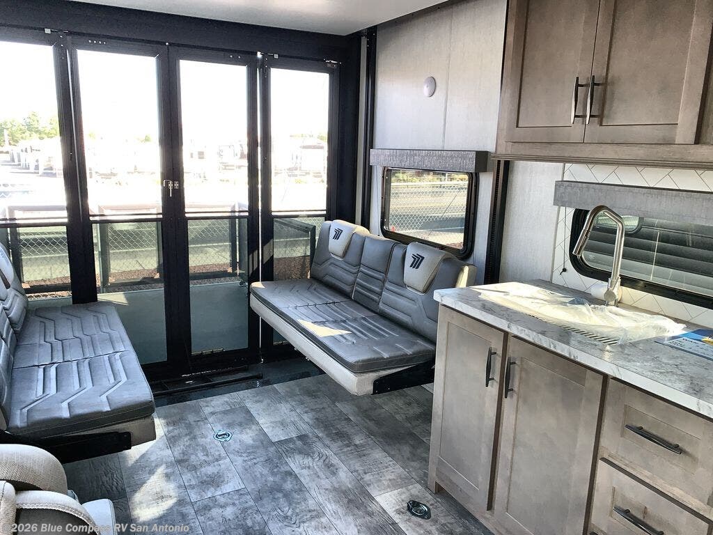 New 2026 Grand Design Momentum G-Class 21G available in San Antonio, Texas