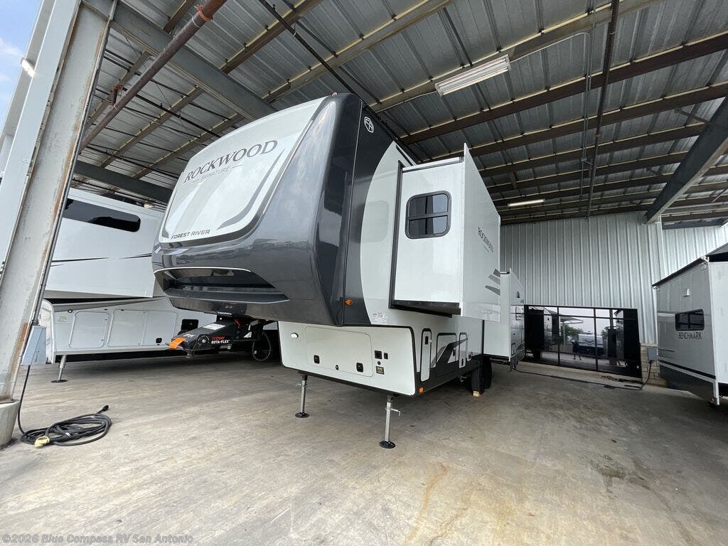 2026 Rockwood Signature R361RLS by Forest River from Blue Compass RV San Antonio in San Antonio, Texas