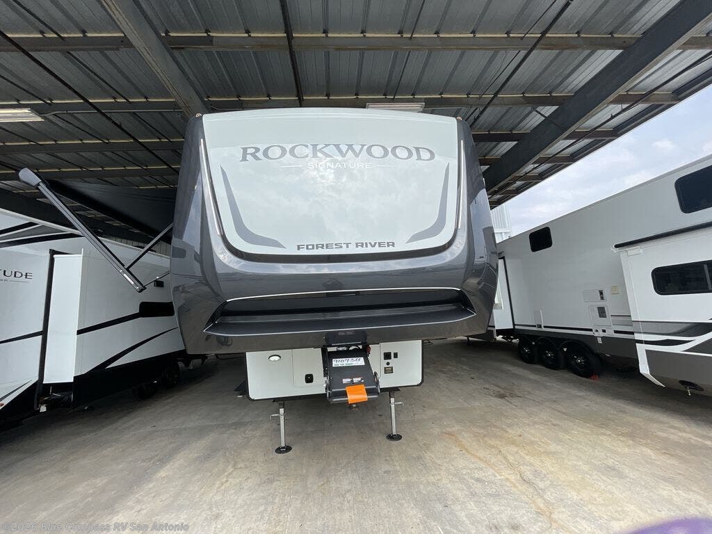 2026 Forest River Rockwood Signature R361RLS - New Fifth Wheel For Sale by Blue Compass RV San Antonio in San Antonio, Texas