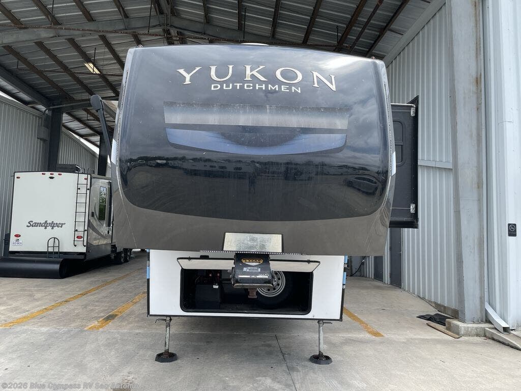 2021 Yukon 400RL by Dutchmen from Blue Compass RV San Antonio in San Antonio, Texas