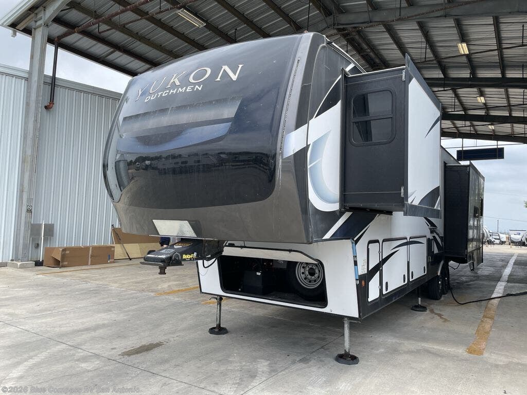 Used 2021 Dutchmen Yukon 400RL available in San Antonio, Texas