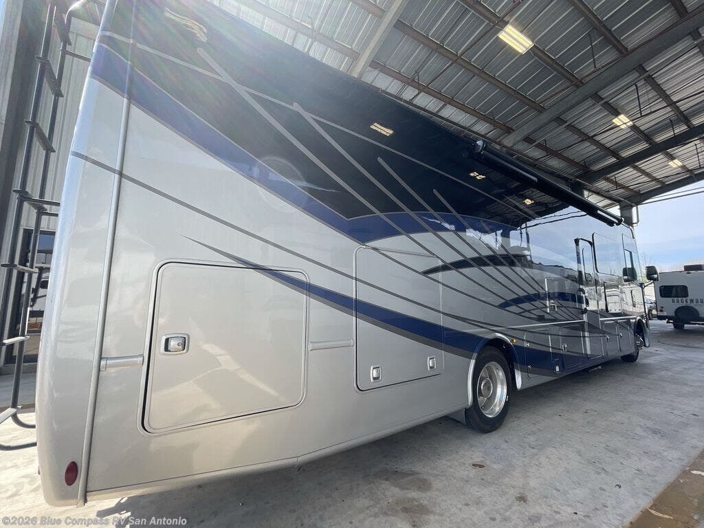 Used 2023 Thor Motor Coach Luminate BB35 available in San Antonio, Texas