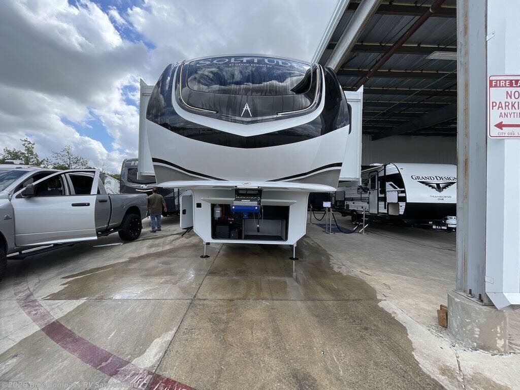 2027 Solitude 380FL by Grand Design from Blue Compass RV San Antonio in San Antonio, Texas