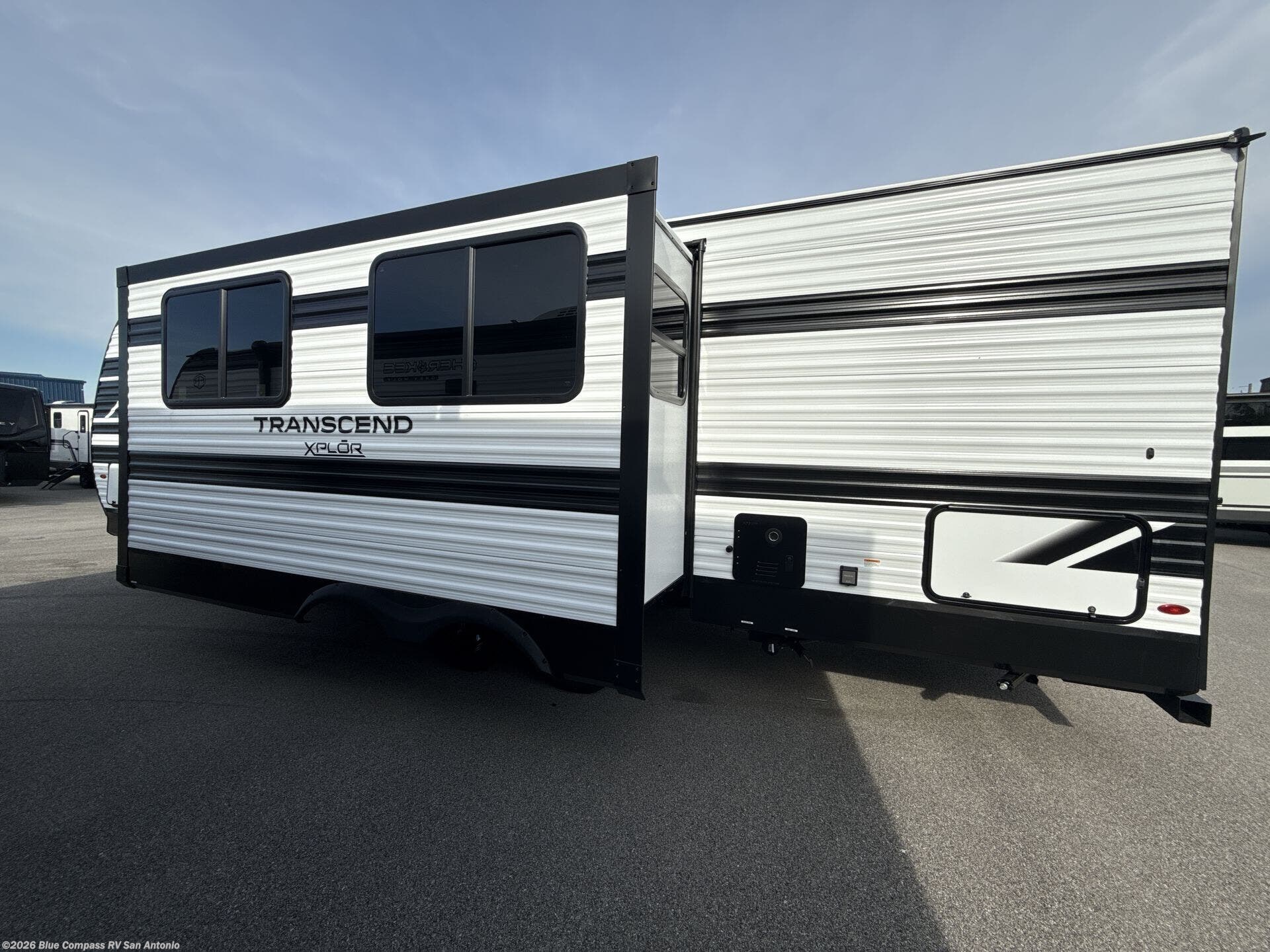 2027 Transcend Xplor 27DBX by Grand Design from Blue Compass RV San Antonio in San Antonio, Texas