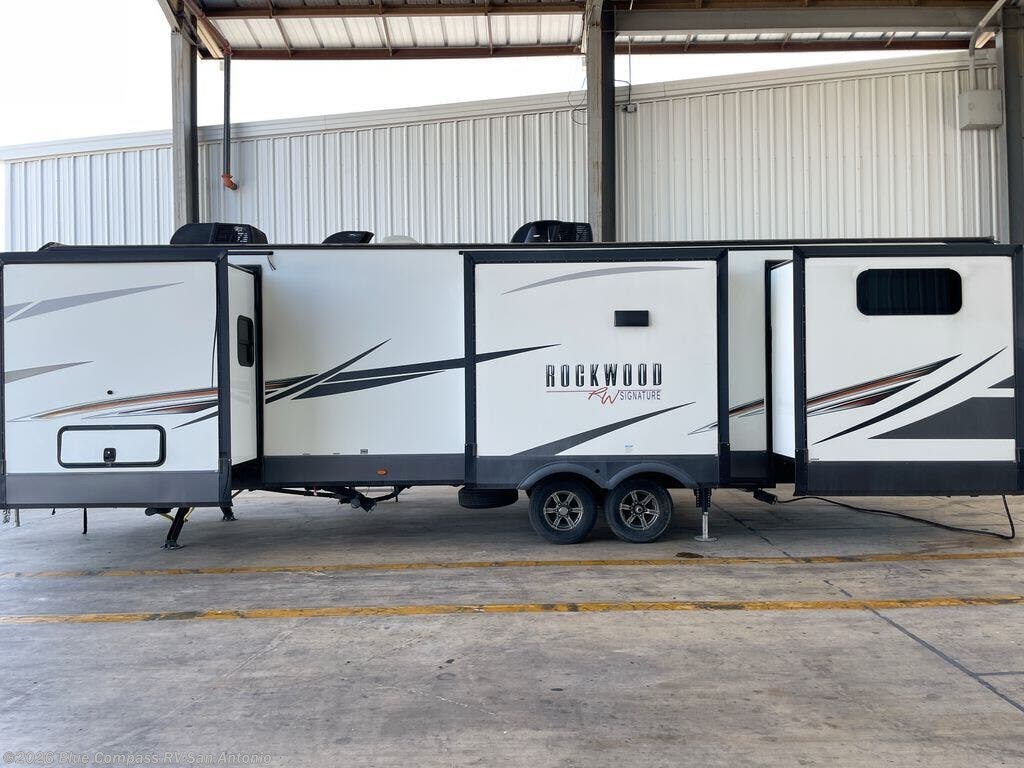 Used 2021 Forest River Rockwood Signature 8336BH available in San Antonio, Texas