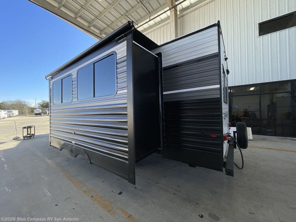 New 2026 CrossRoads Zinger 260RL available in San Antonio, Texas