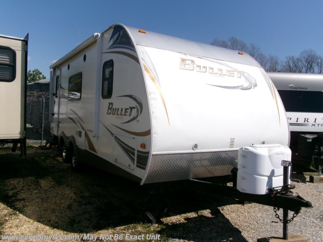 Used 2011 Keystone Bullet 215RBS available in Mechanicsville, Maryland