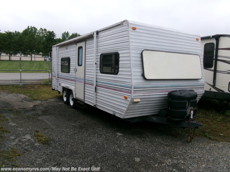 Used 1995 Skyline Nomad 2210 available in Mechanicsville, Maryland