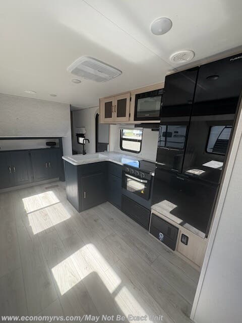 Used 2025 Prime Time Avenger LE 28QBSLE available in Mechanicsville, Maryland