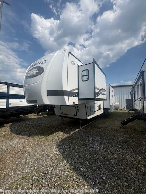 2026 Forest River Sabre 36DBB - New Fifth Wheel For Sale by Economy RVS, LLC in Mechanicsville, Maryland features Fiberglass Sidewalls, Stove Top Burner, Ceiling Fan, Screen Door, Oven