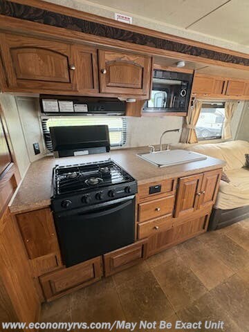 2013 Rockwood Roo 23SS ROO by Forest River from Economy RVS, LLC in Mechanicsville, Maryland