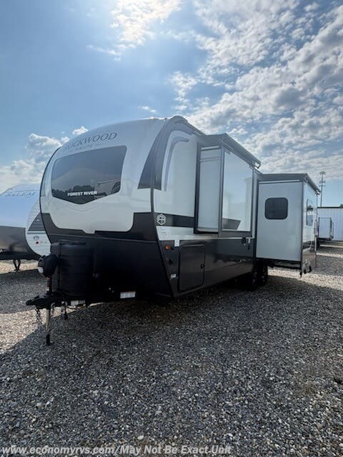2026 Forest River Rockwood Mini Lite 2515S - New Travel Trailer For Sale by Economy RVS, LLC in Mechanicsville, Maryland features Water Heater, Fiberglass Sidewalls, Refrigerator (12V), Furnace, Microwave