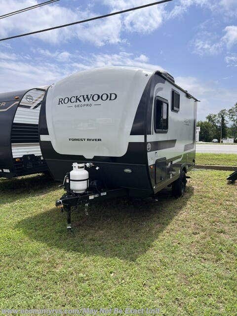 2026 Forest River Rockwood Geo Pro G13LE - New Travel Trailer For Sale by Economy RVS, LLC in Mechanicsville, Maryland features Water Heater, Refrigerator, Air Conditioning, Smoke Detector, Dinette