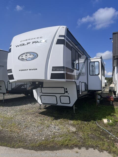 2027 Forest River Cherokee Wolf Pack 350PACK15 - New Fifth Wheel For Sale by Economy RVS, LLC in Mechanicsville, Maryland features Generator, LP Detector, Shower, Slideout, Toilet
