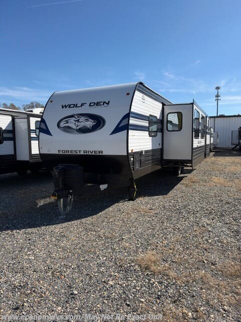 2026 Forest River Cherokee Wolf Den 301BH - New Travel Trailer For Sale by Economy RVS, LLC in Mechanicsville, Maryland features Toilet, Water Heater, Air Conditioning, Slideout, Stove Top Burner