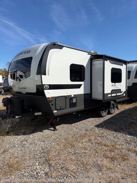 2027 Forest River Rockwood Mini Lite 2109S - New Travel Trailer For Sale by Economy RVS, LLC in Mechanicsville, Maryland features LP Detector, Furnace, Converter, Microwave, Black Tank Flush