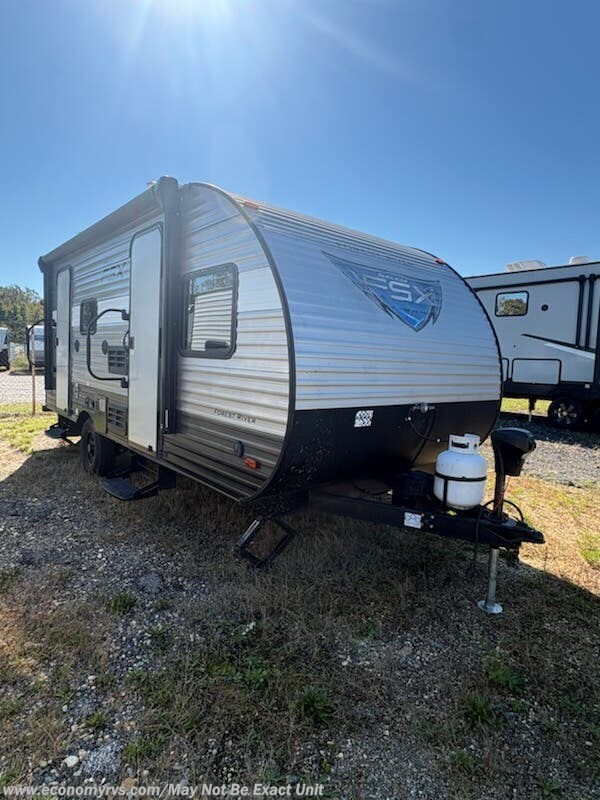 2018 Forest River Salem FSX 190SS - Used Travel Trailer For Sale by Economy RVS, LLC in Mechanicsville, Maryland features 30 Amp Service, TV Antenna, Power Awning, Water Heater, Furnace