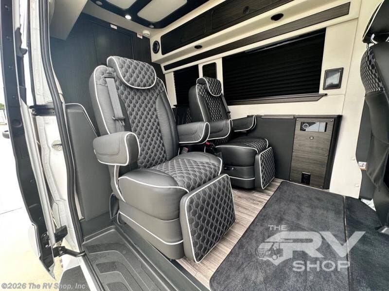 New 2025 Midwest Luxe Cruiser D4 available in Baton Rouge, Louisiana