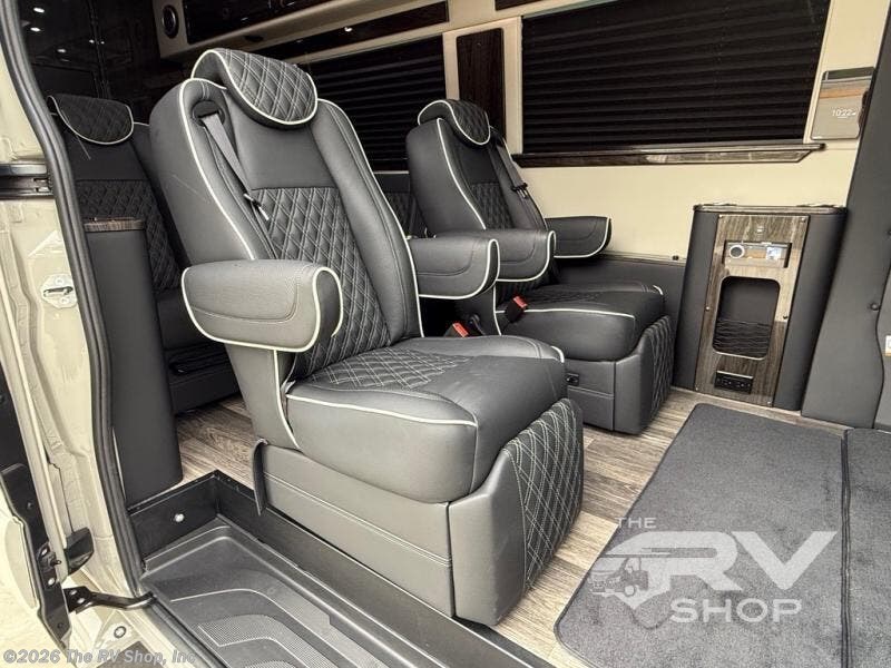 New 2025 OGV Luxury Coach V-Cruise 9DBA available in Baton Rouge, Louisiana