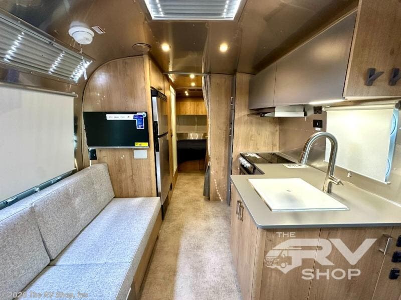 New 2025 Airstream Trade Wind 25FB available in Baton Rouge, Louisiana