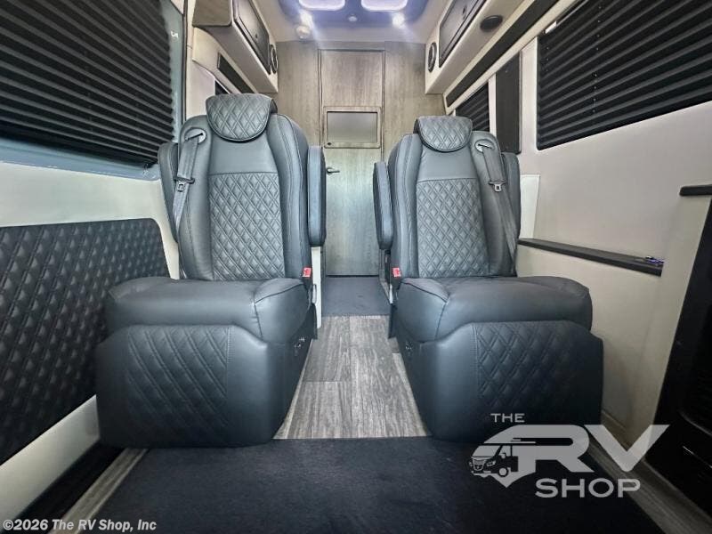2026 V-Cruise 8OBA by OGV Luxury Coach from The RV Shop, Inc in Baton Rouge, Louisiana