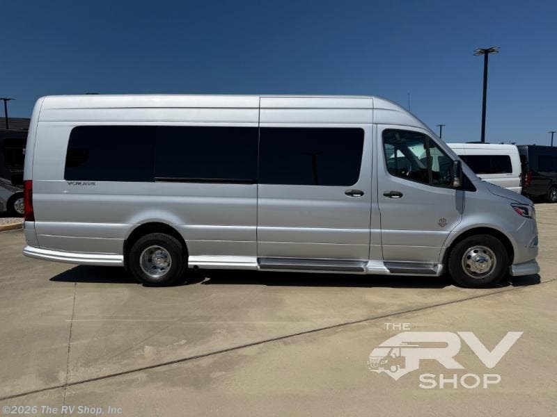 2025 V-Cruise 10OB by OGV Luxury Coach from The RV Shop, Inc in Baton Rouge, Louisiana