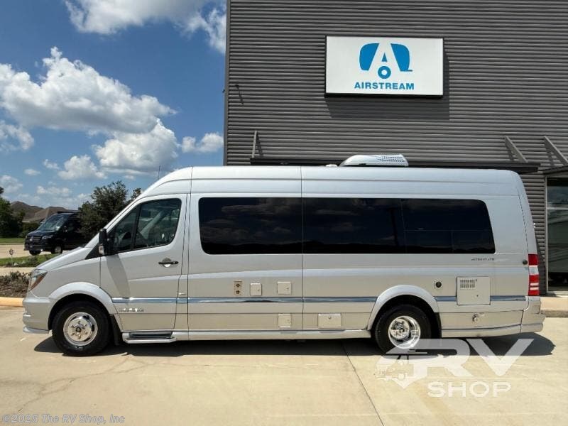 2017 Interstate Grand Tour EXT Grand Tour EXT by Airstream from The RV Shop, Inc in Baton Rouge, Louisiana