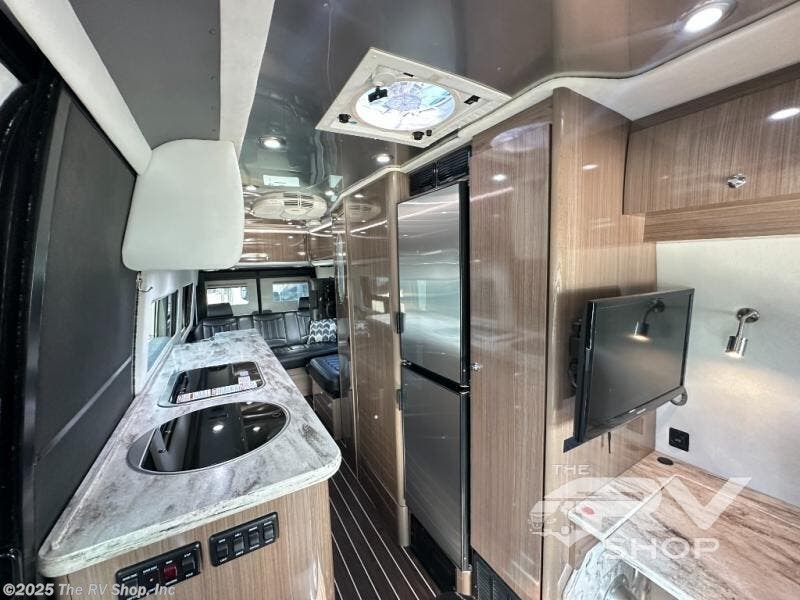 Used 2017 Airstream Interstate Grand Tour EXT Grand Tour EXT available in Baton Rouge, Louisiana