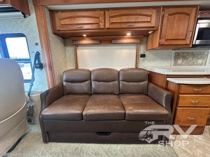 Used 2007 Holiday Rambler Endeavor 40 SFT available in Baton Rouge, Louisiana