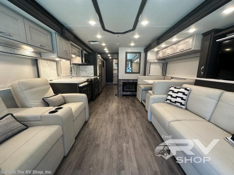 2024 Riviera 38RB by Thor Motor Coach from The RV Shop, Inc in Baton Rouge, Louisiana