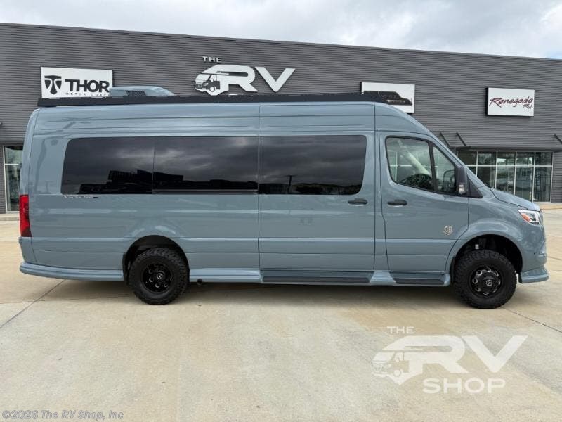 New 2026 OGV Luxury Coach V-Cruise 10OBA available in Baton Rouge, Louisiana