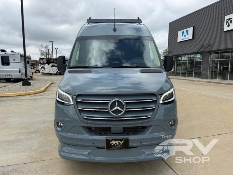 2026 V-Cruise 10OBA by OGV Luxury Coach from The RV Shop, Inc in Baton Rouge, Louisiana