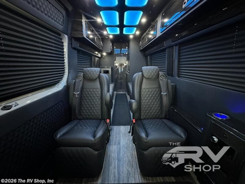 2026 VCRUISE 10OBWA by OGV Luxury Coach from The RV Shop, Inc in Baton Rouge, Louisiana