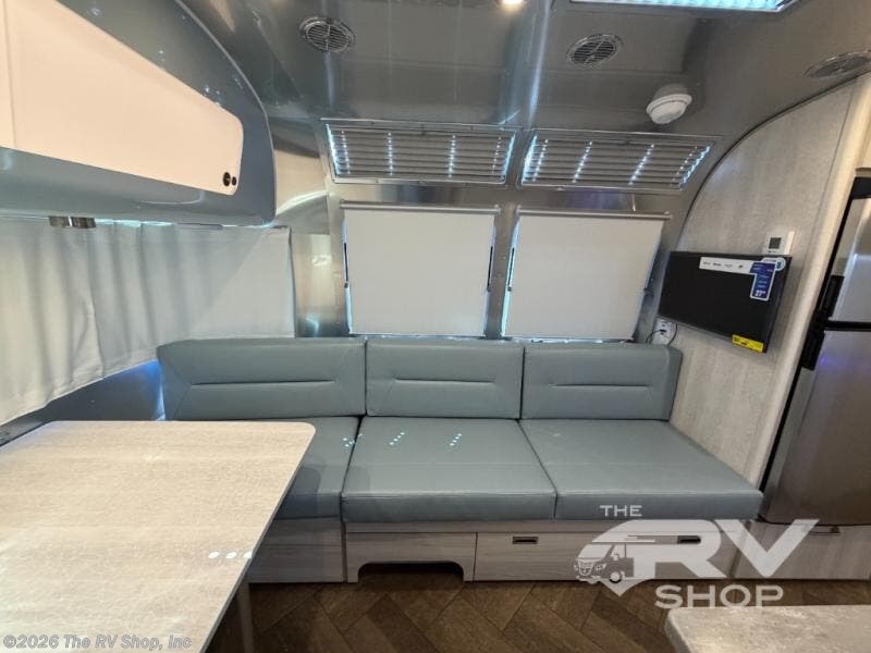 New 2026 Airstream International 25FB Twin available in Baton Rouge, Louisiana