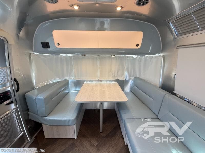 New 2026 Airstream International 27FB Twin available in Baton Rouge, Louisiana