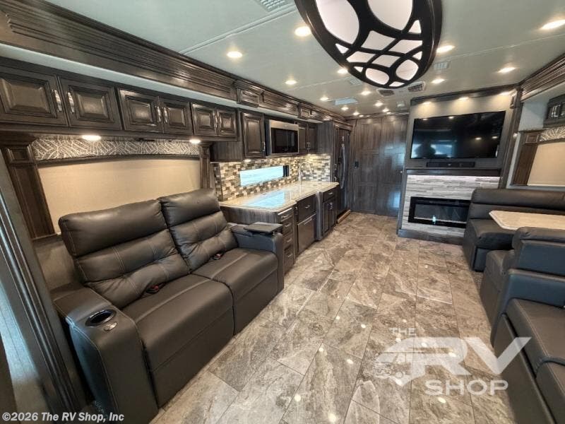 2020 Endeavor 38W by Holiday Rambler from The RV Shop, Inc in Baton Rouge, Louisiana