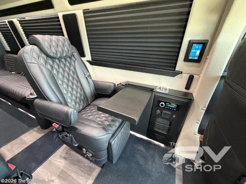 New 2027 Midwest Luxe Cruiser LD4 available in Baton Rouge, Louisiana