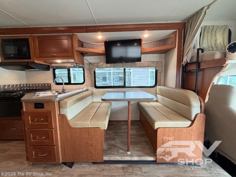 2017 Minnie Winnie 31G by Winnebago from The RV Shop, Inc in Baton Rouge, Louisiana
