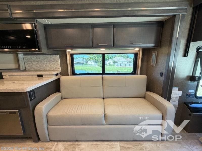 Used 2022 Thor Motor Coach Venetian B42 available in Baton Rouge, Louisiana