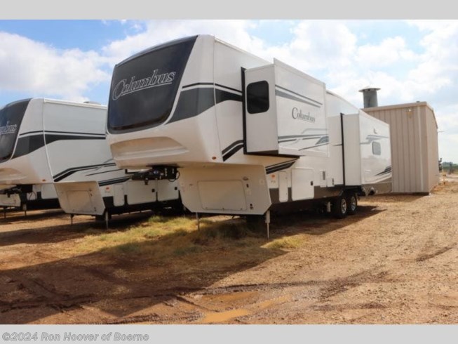 2024 Palomino Columbus 329DV - New Fifth Wheel For Sale by Ron Hoover of Boerne in Boerne, Texas