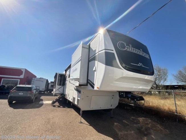 2024 Forest River Flagstaff 383FB - New Fifth Wheel For Sale by Ron Hoover of Boerne in Boerne, Texas