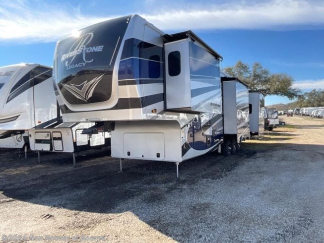 2024 Forest River RiverStone 442MC - New Fifth Wheel For Sale by Ron Hoover of Boerne in Boerne, Texas