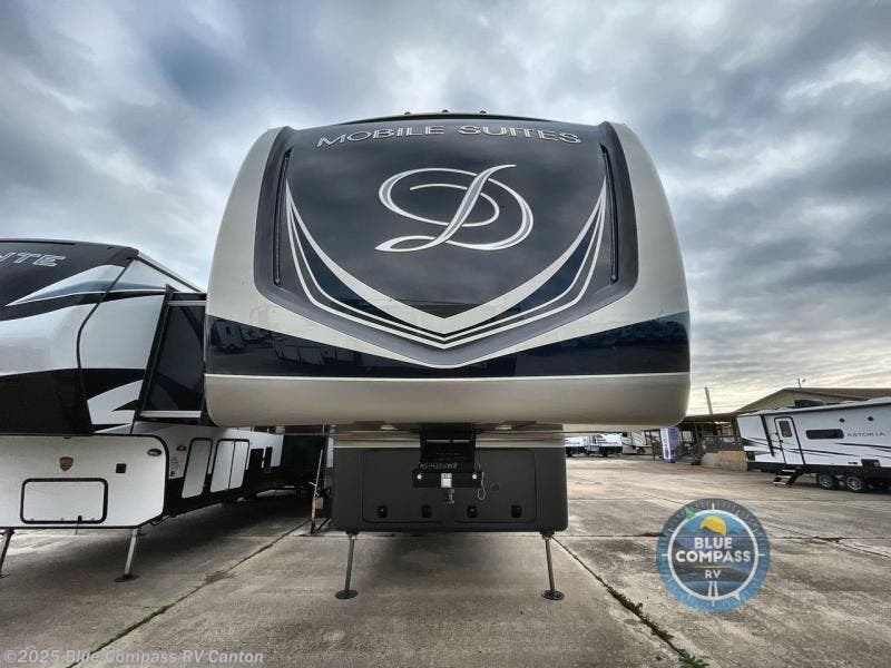 2022 DRV Mobile Suites MS 41FKMB RV for Sale in Wills Point, TX 75169 RP4018