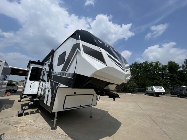 2023 Triton 3571 by Dutchmen from Blue Compass RV Canton in Wills Point, Texas