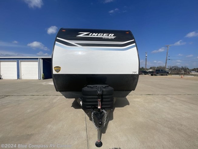 2024 Zinger ZR331BH by CrossRoads from Blue Compass RV Canton in Wills Point, Texas