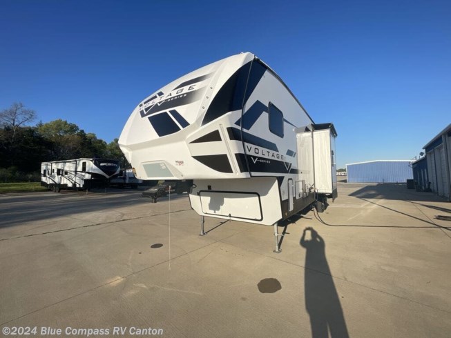 2024 Voltage V-Series 3500 by Dutchmen from Blue Compass RV Canton in Wills Point, Texas